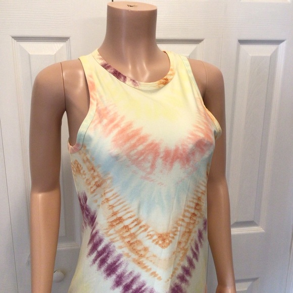NWOT SO Juniors Yellow Tie Dyed Sleeveless Mini Dress Size Medium - Picture 3 of 7